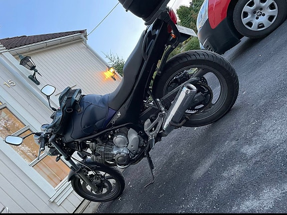 Yamaha XJ 600 Diversion 6 of 6