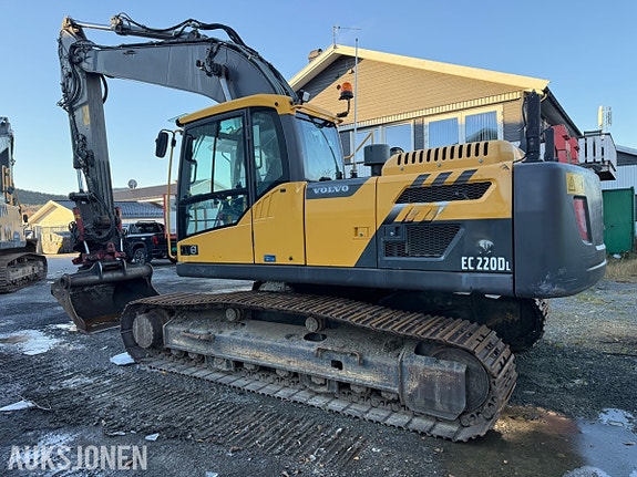 Volvo EC220DL 5 of 30