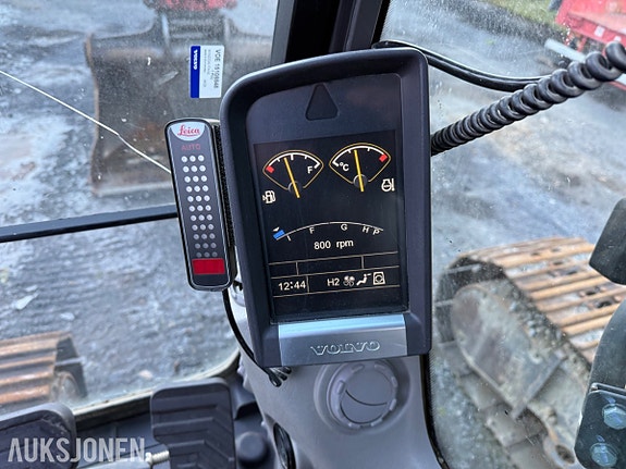 Volvo EC220DL 30 of 30