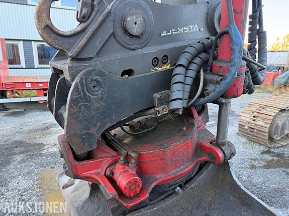 Volvo EC220DL 22 of 30