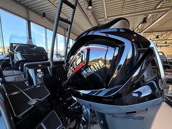 Demobåt! Grand 750 UBE m/Yamaha VF250 | Garmin Ultrawide | Softdeck | Coastkey 8 of 25