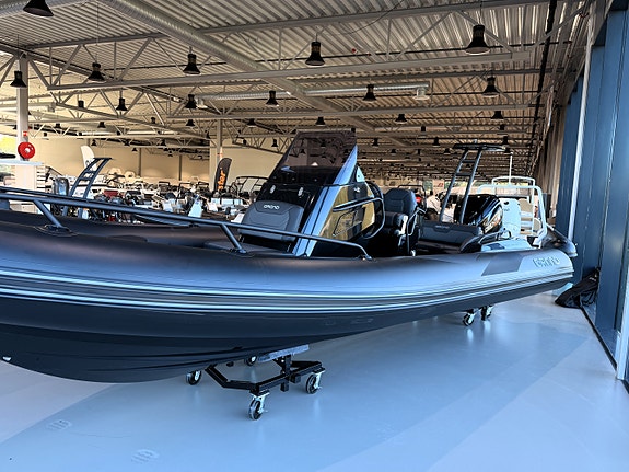 Demobåt! Grand 750 UBE m/Yamaha VF250 | Garmin Ultrawide | Softdeck | Coastkey 5 of 25