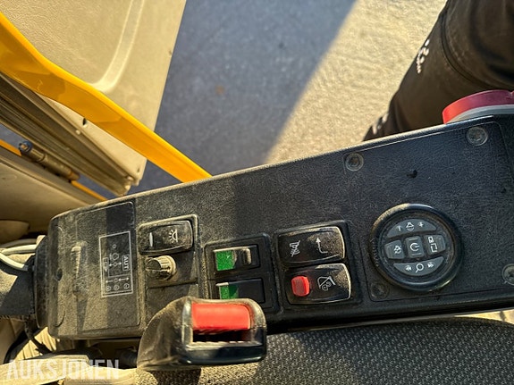 Volvo EC250DL 21 of 30