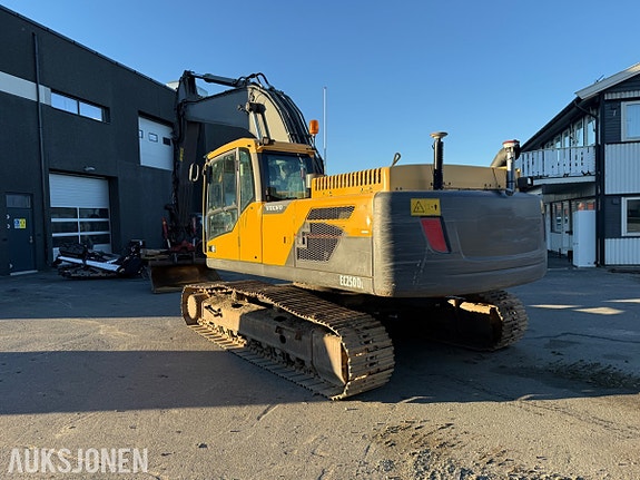 Volvo EC250DL 4 of 30