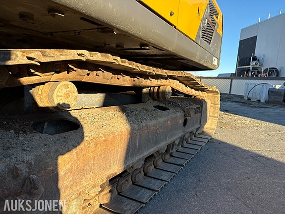 Volvo EC250DL 7 of 30