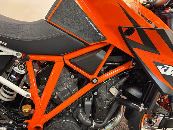 KTM 1290 Super Duke R *** AKRAPOVIC * SERVICE/GARANTI *** 25 of 30