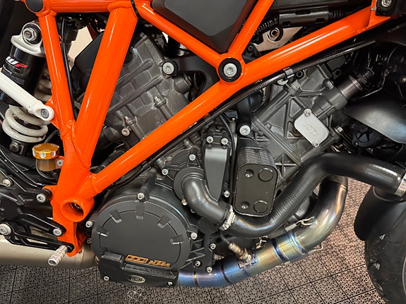KTM 1290 Super Duke R *** AKRAPOVIC * SERVICE/GARANTI *** 26 of 30