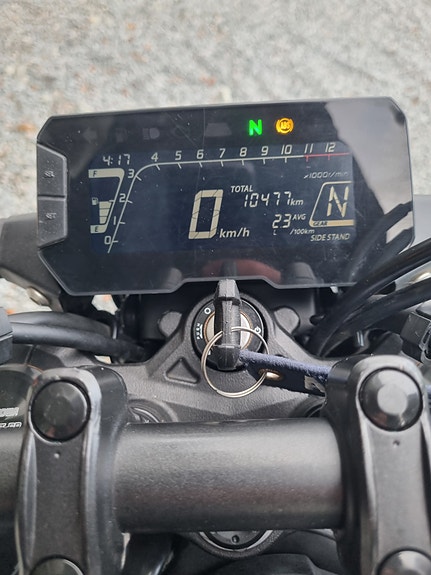 Honda CB 125 R 10 of 13