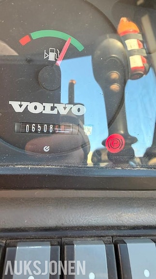 Volvo L-25B 7 of 16