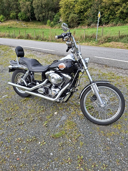 Harley-Davidson FXDWG Dyna Wide Glide 2 of 12