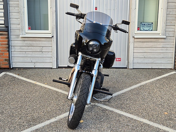 Harley-Davidson DYNA STREET BOB ** CLUBSTYLE/PÅKOSTET/SE DENNE! ** 9 of 30