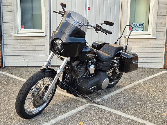 Harley-Davidson DYNA STREET BOB ** CLUBSTYLE/PÅKOSTET/SE DENNE! ** 8 of 30