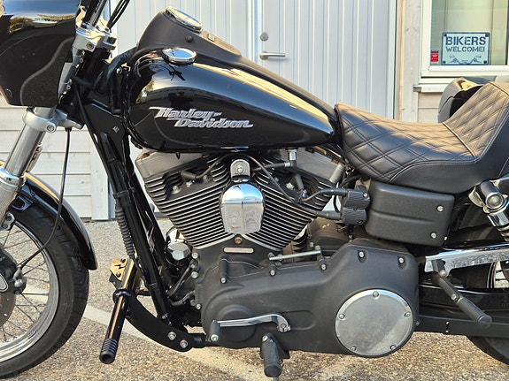 Harley-Davidson DYNA STREET BOB ** CLUBSTYLE/PÅKOSTET/SE DENNE! ** 20 of 30
