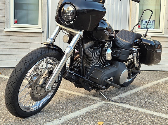 Harley-Davidson DYNA STREET BOB ** CLUBSTYLE/PÅKOSTET/SE DENNE! ** 23 of 30