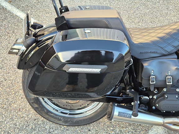 Harley-Davidson DYNA STREET BOB ** CLUBSTYLE/PÅKOSTET/SE DENNE! ** 25 of 30