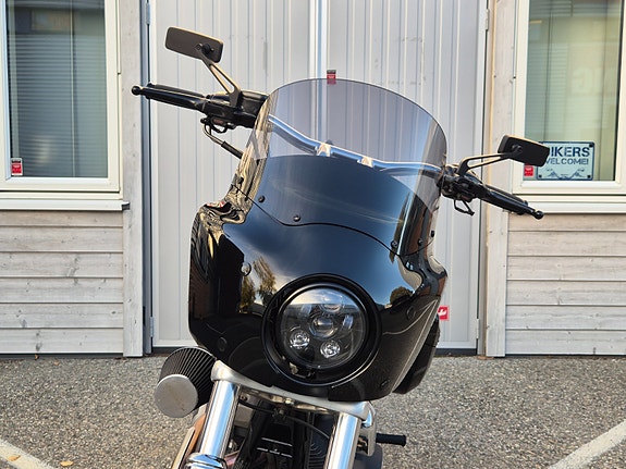 Harley-Davidson DYNA STREET BOB ** CLUBSTYLE/PÅKOSTET/SE DENNE! ** 28 of 30