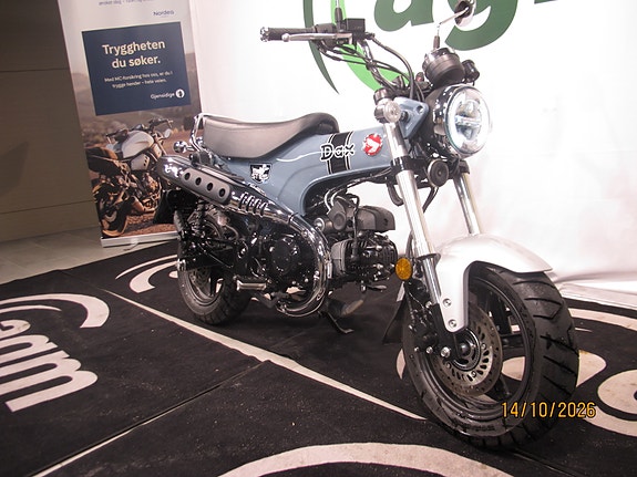 Honda ST 125 Dax 14 of 14