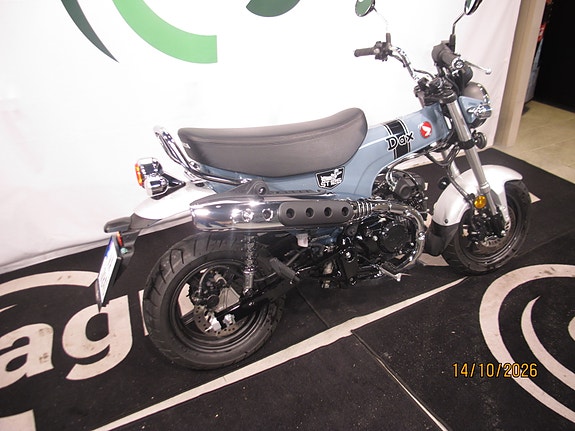 Honda ST 125 Dax 3 of 14