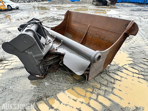 Andre Sandvik - Kladnes Hydraulisk Pusskuffe - 1600 liter - S90 feste 4 of 13
