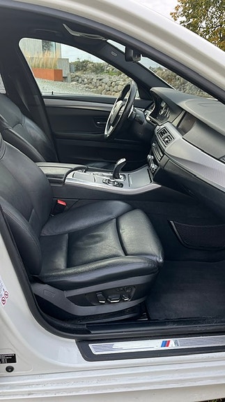 BMW 525d 11 of 16
