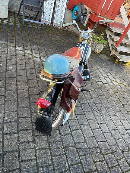 Tempo Corvette 2 of 7