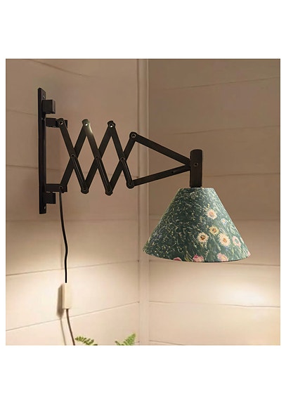 Sjarmerende retro sakselampe i tre med blomstret skjerm / Vegglampe / Leselampe