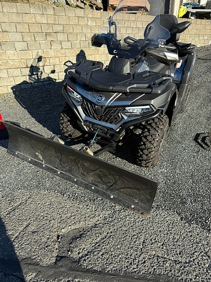 CFMOTO CForce 625 Touring 10 of 23