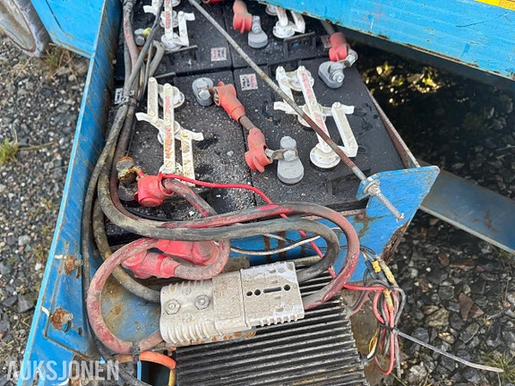 Genie GS-2646 Sakselift, 401 t, 9,92 m, batteri 11 of 23