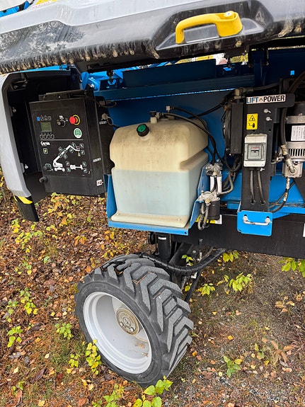 Genie S-60 J Diesel 4+4 12 of 15