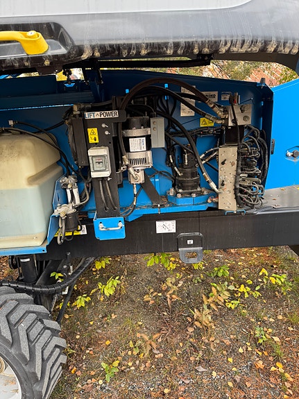 Genie S-60 J Diesel 4+4 15 of 15