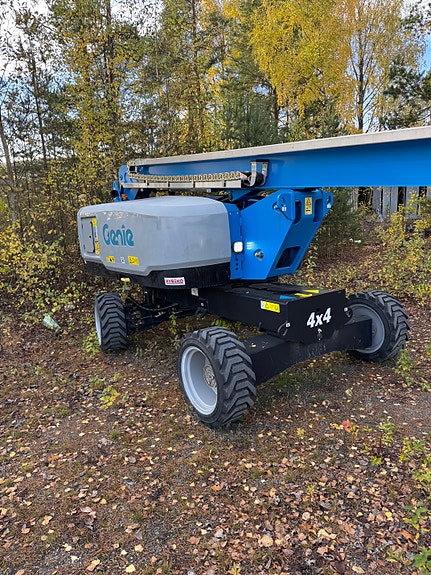 Genie S-60 J Diesel 4+4 2 of 15