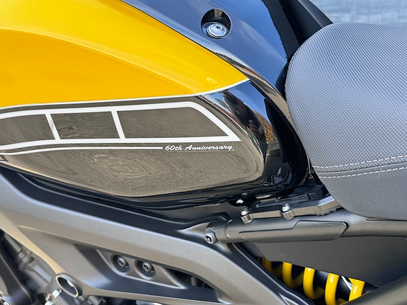 Yamaha XSR 900 12 of 30