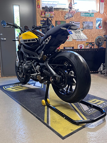 Yamaha XSR 900 27 of 30