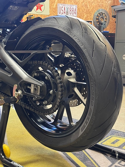 Yamaha XSR 900 28 of 30