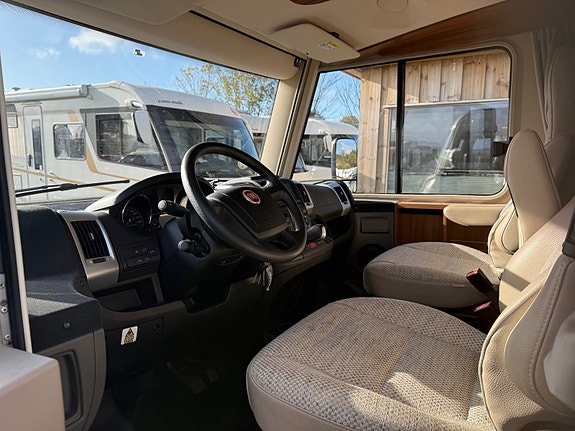 Hymer EX 598, B-førerkort mulighet, Queensbed, Senkeseng, Truma kombi, Stort kjøleskap, Lettkjørt ++ EU 10.28, 2.3 150hk, Automat, Tilstandsrapport, Garanti 11 of 30