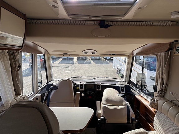 Hymer EX 598, B-førerkort mulighet, Queensbed, Senkeseng, Truma kombi, Stort kjøleskap, Lettkjørt ++ EU 10.28, 2.3 150hk, Automat, Tilstandsrapport, Garanti 26 of 30