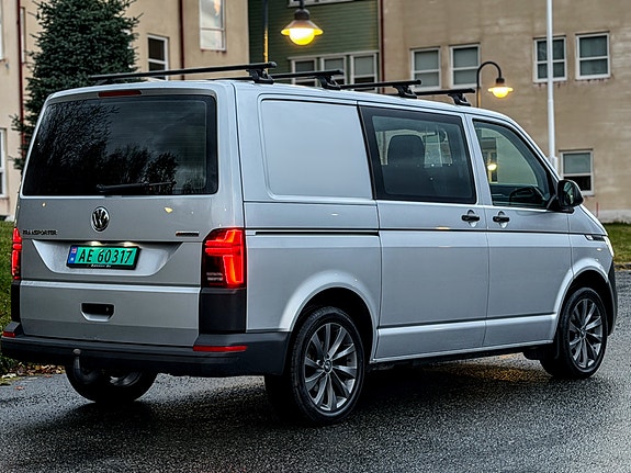 Volkswagen Transporter 5 of 18
