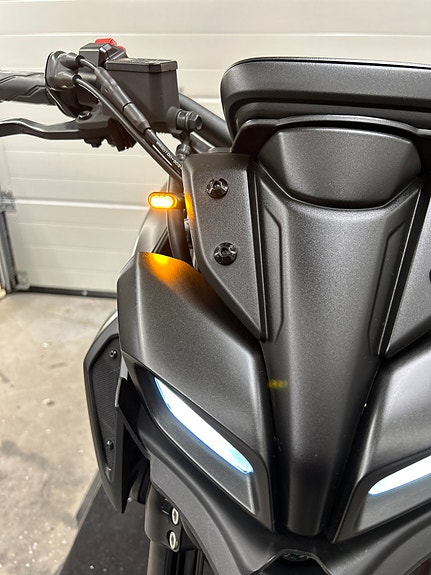 Yamaha MT-125 7 of 17
