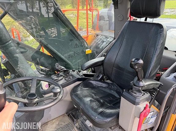 Volvo EW160E 15 of 30