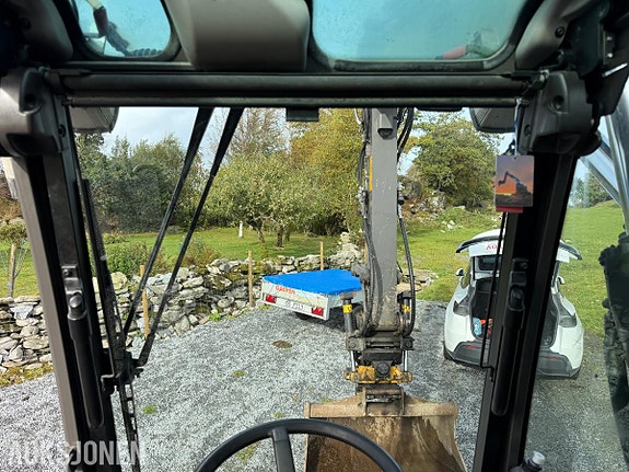 Volvo EW160E 17 of 30