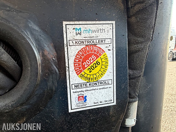 Andre 2022 - Jonsered J1088S 79 tømmerkran 2022 - Grabb og rotator - Betjeningssete med tak - Sakkyndig ko 26 of 30