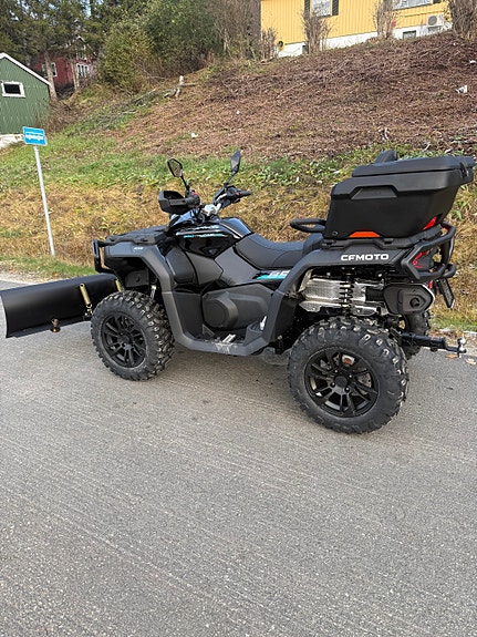 CFMOTO 850 Black Edition 4 of 10