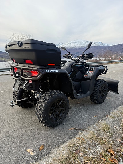 CFMOTO 850 Black Edition 6 of 10