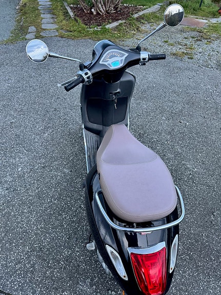 Vespa Piaggio 4 of 7