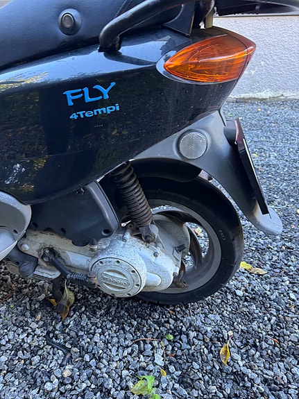 Piaggio Fly 50 4T 6 of 7