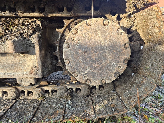 Hitachi ZX135US-3 19 of 21