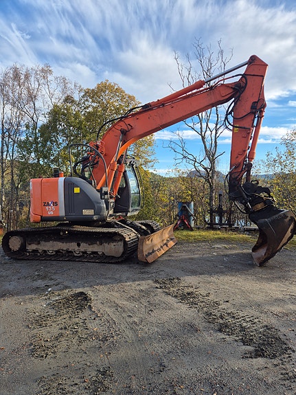Hitachi ZX135US-3 2 of 21