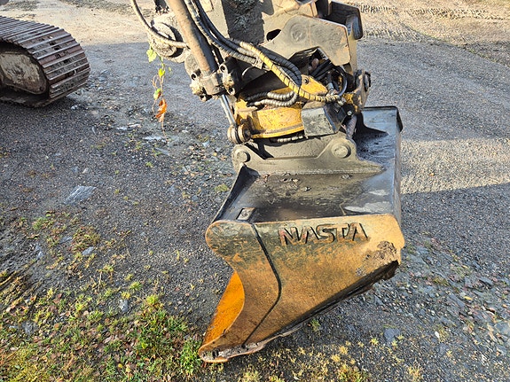 Hitachi ZX135US-3 15 of 21