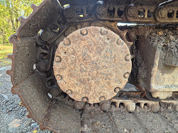 Hitachi ZX135US-3 18 of 21