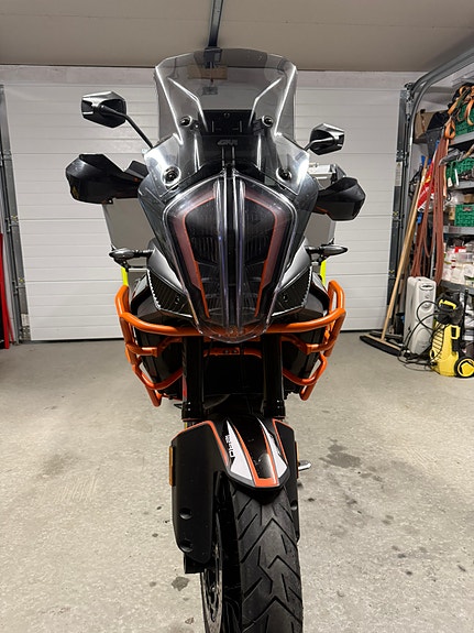 KTM 1290 Super Adventure S 2 of 6